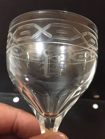 UNK16242 Wine Glass