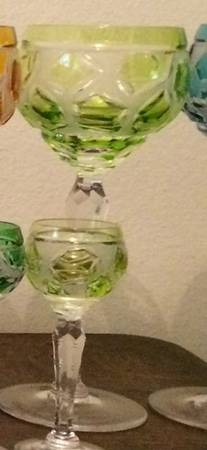 UNK18215 Chartreuse Wine Hock