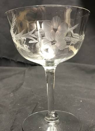 UNK19132 Champagne/Tall Sherbet