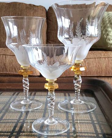 UNK16642 Water Goblet