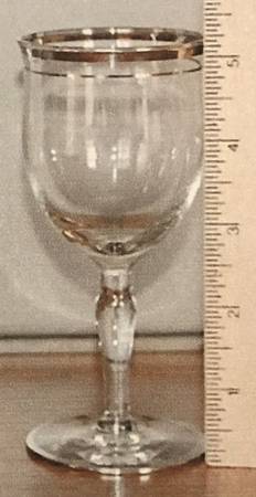 UNK19188 Wine Glass