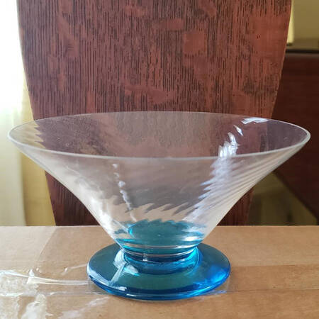 UNK783 Aqua Water Goblet