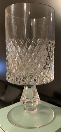 UNKi19921 Wine Glass