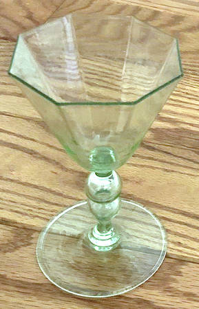 UNK19924 Wine Glass