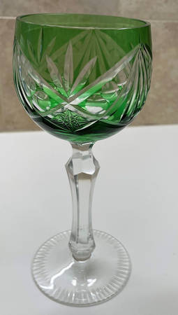 UNK18279 Emerald Green Water Goblet