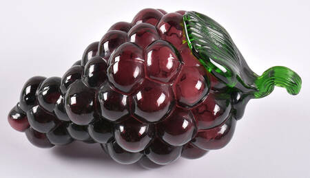 Animals & Figurines (Multicolor) #9480 9" Grapes