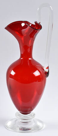 Art Glass 32 Oz Pitcher