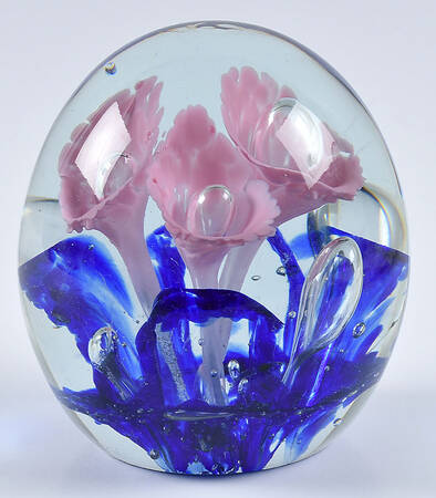 Animals & Figurines (Multicolor) Paperweight