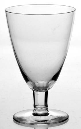 Pelerin Wine Glass