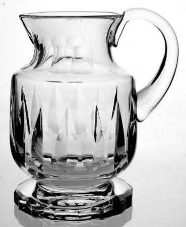 Arabelle 40 Oz Pitcher