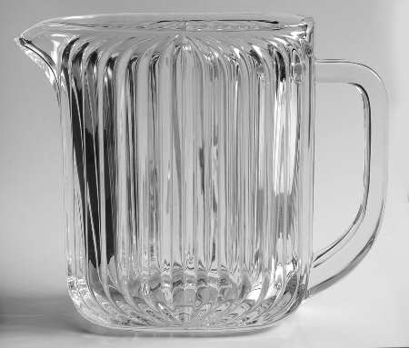 Quadra 32 Oz Jug