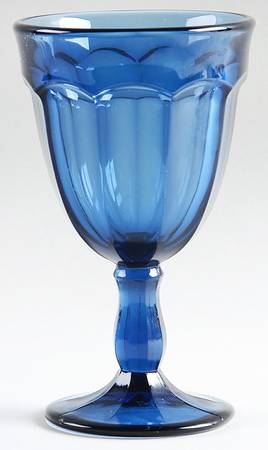 Arlington Medium Blue Wine Glass