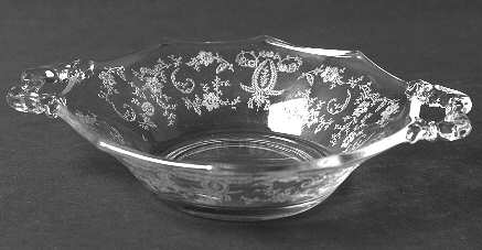 Prelude (Long Stem, Rippled Bowl) Bon Bon