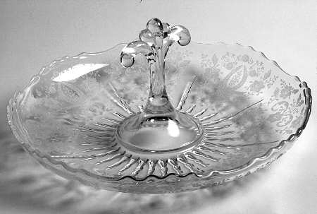 Prelude (Long Stem, Rippled Bowl) Center Handle Bowl