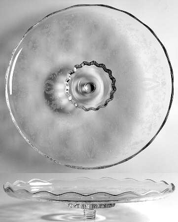 Prelude (Long Stem, Rippled Bowl) Peg Cake Salver