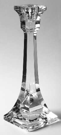 Quartett 8" Single Light Candlestick