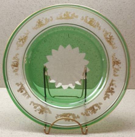 Danse de Flore Green Luncheon Plate