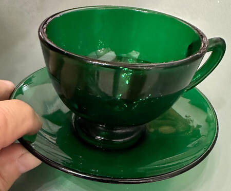 Formal Classics Evergreen Cup & Saucer Set