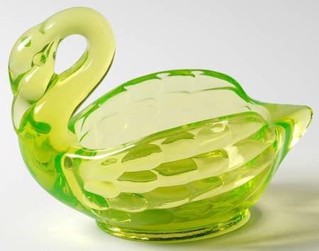 Animals & Figurines #6946 3" Epic Open Swan