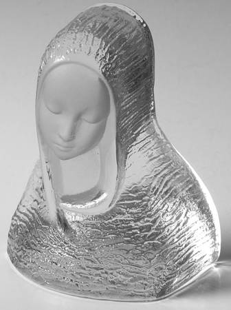 Animals & Figurines #7757 Madonna