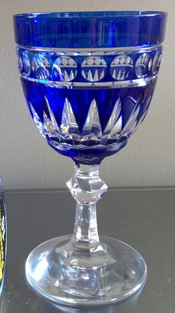 VAS38 Cobalt Wine Glass