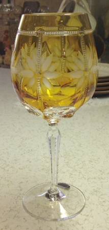 Avignon Amber Water Goblet