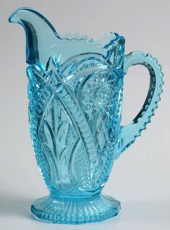 Yesteryear Colonial Blue 24 Oz Pitcher
