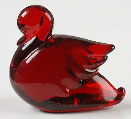 Heisey Animals & Figurines Ruby Cygnet