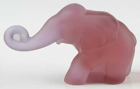 Heisey Animals & Figurines Medium Satin Lavender Ice Elephant