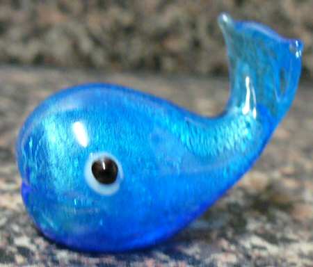 Animals & Figurines Whale
