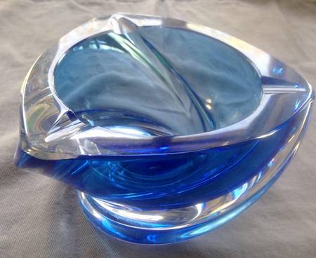 Trident Ashtray