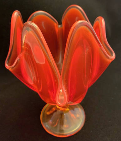Epic Amberina 7" Flower Vase