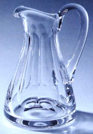 Arcadas 32 Oz Pitcher