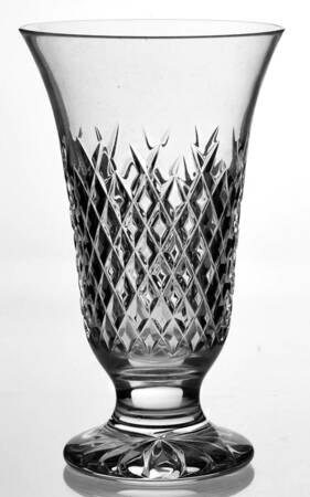 Alana 6" Footed Vase