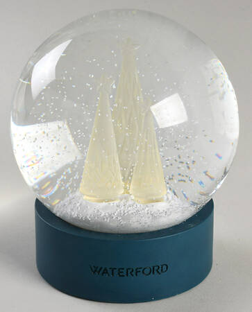 Lismore Snow Globe