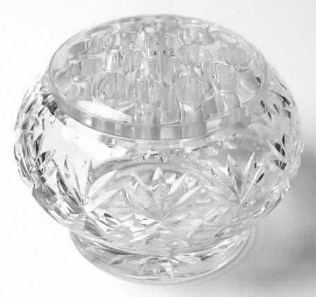Georgian 3" Rose Bowl with Glass Frog
