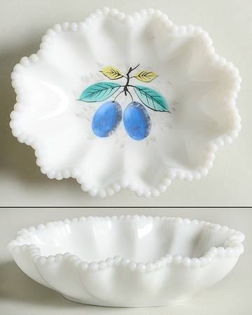 Beaded Edge Fruit 6" Oval Crimped Bowl