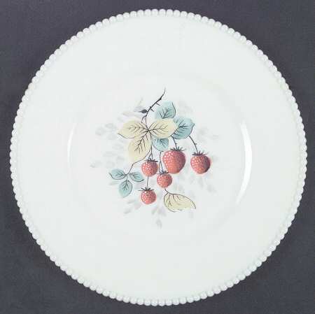 Beaded Edge Fruit Dinner Plate