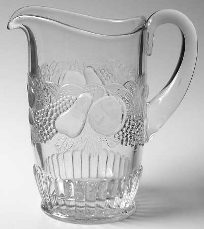 Della Robbia Clear 32 Oz Pitcher