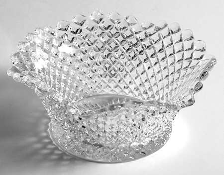 English Hobnail Clear (Round Base) Small Crimped Bowl