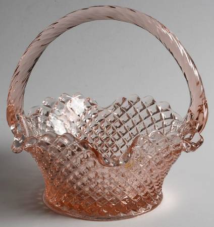 English Hobnail Pink (Round Foot) 6" Handled Basket