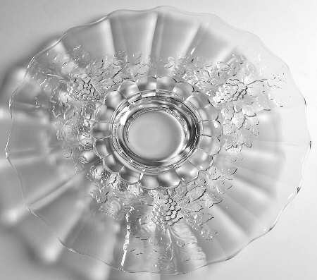 Paneled Grape Clear Large Torte Plate