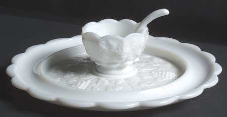 Paneled Grape Milk Glass (3 Piece) Canape Set