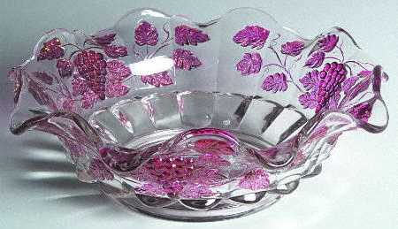 Paneled Grape Ruby Flash Crimped Bowl
