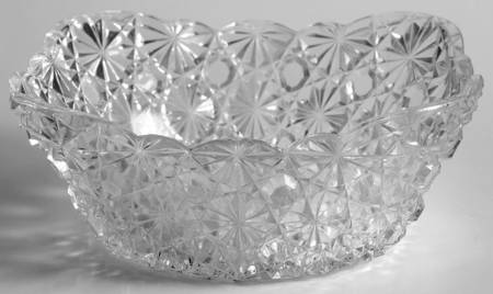 Daisy and Button Clear 4" Square Bowl