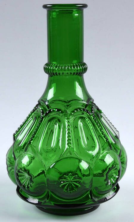 Moon and Star Green Decanter No Stopper