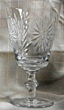 Sunburst Wine Glass