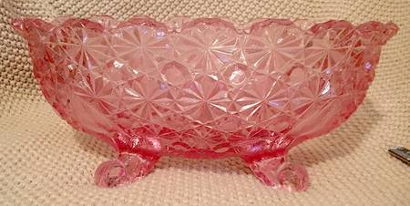 Daisy and Button Pink 9" Oval 4 Toed Bowl