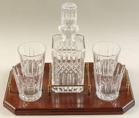 WWC4 (7 Piece) Decanter Set & Wood Tray