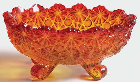 Daisy and Button Amberina 4-Toed Oval Bowl